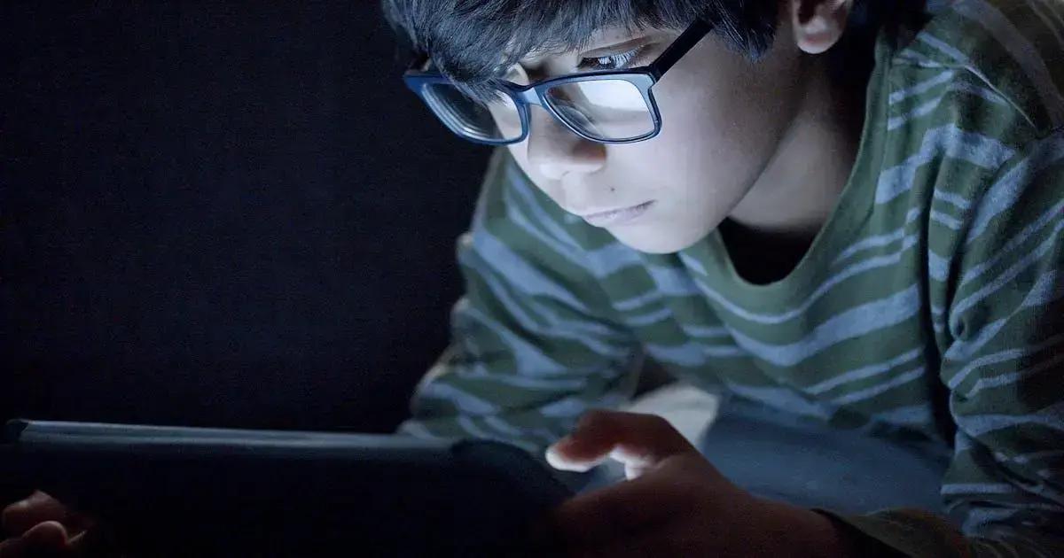Segurança no uso de tablets: Como proteger seu filho