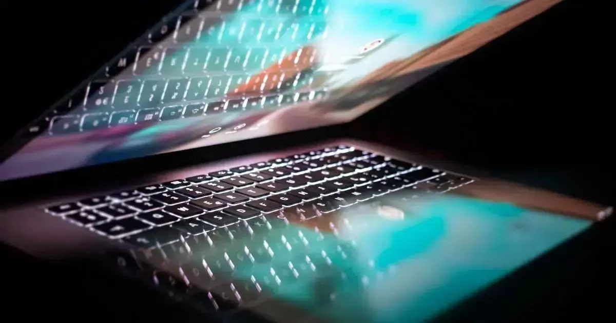 Vírus Online: Como Proteger o Computador da Família